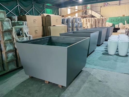kupować Zindywidualizowane garnki kwiatowe z włókna szklanego OEM / ODM do dekoracji domu online manufacture